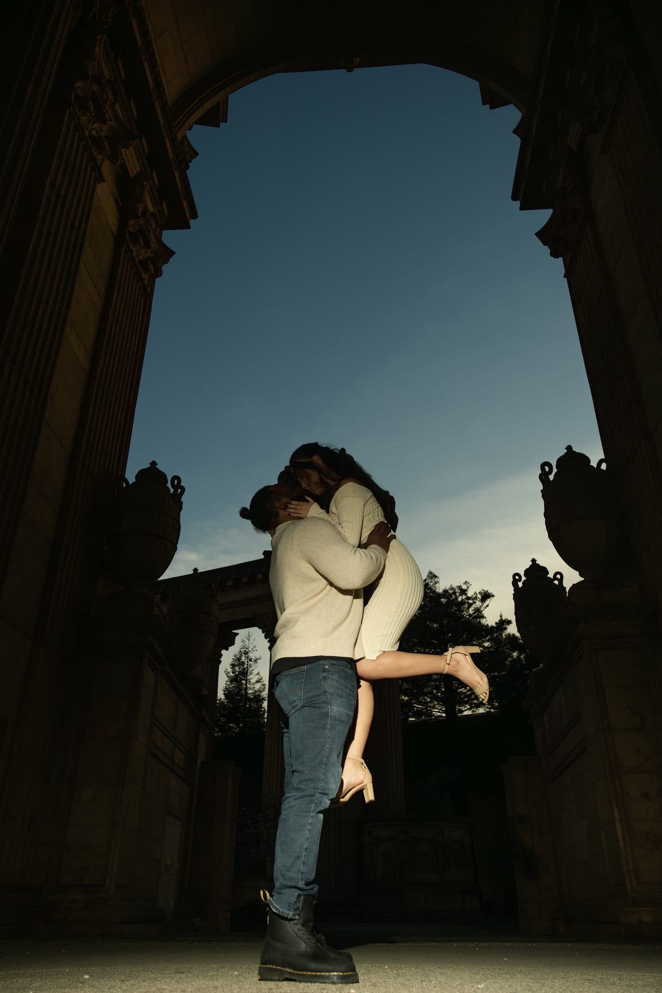 Lifted under the Palace arch